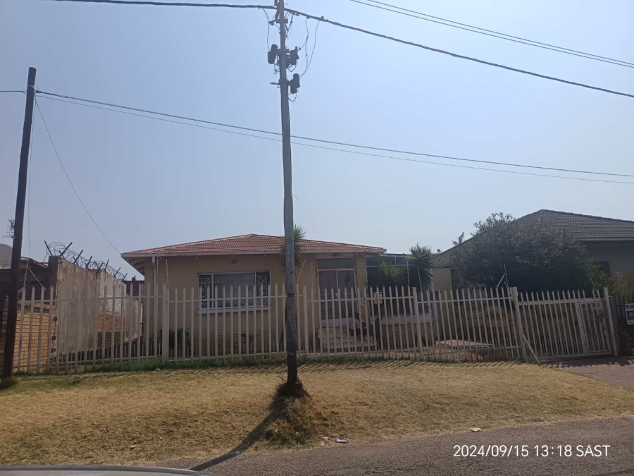 3 Bedroom Property for Sale in Newlands Gauteng