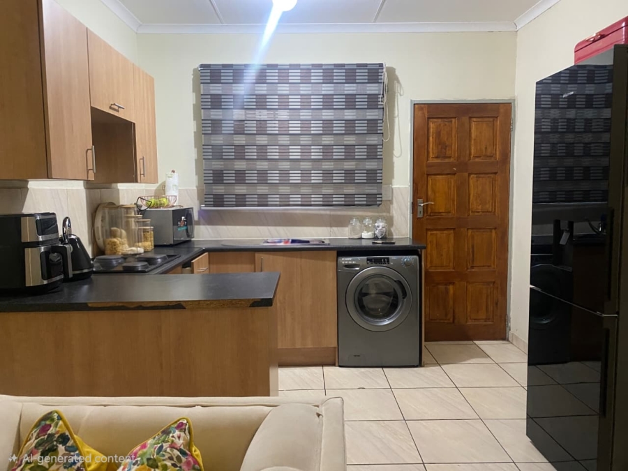 2 Bedroom Property for Sale in Groblerpark Gauteng