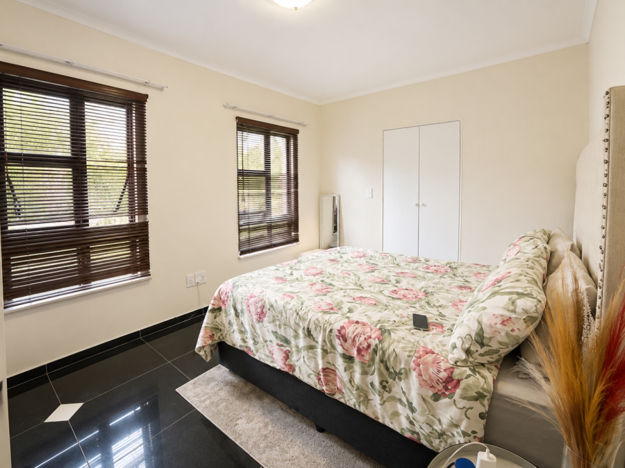 2 Bedroom Property for Sale in Groblerpark Gauteng