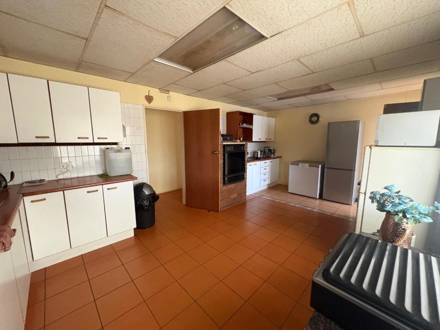 7 Bedroom Property for Sale in Valley Settlements A H Gauteng