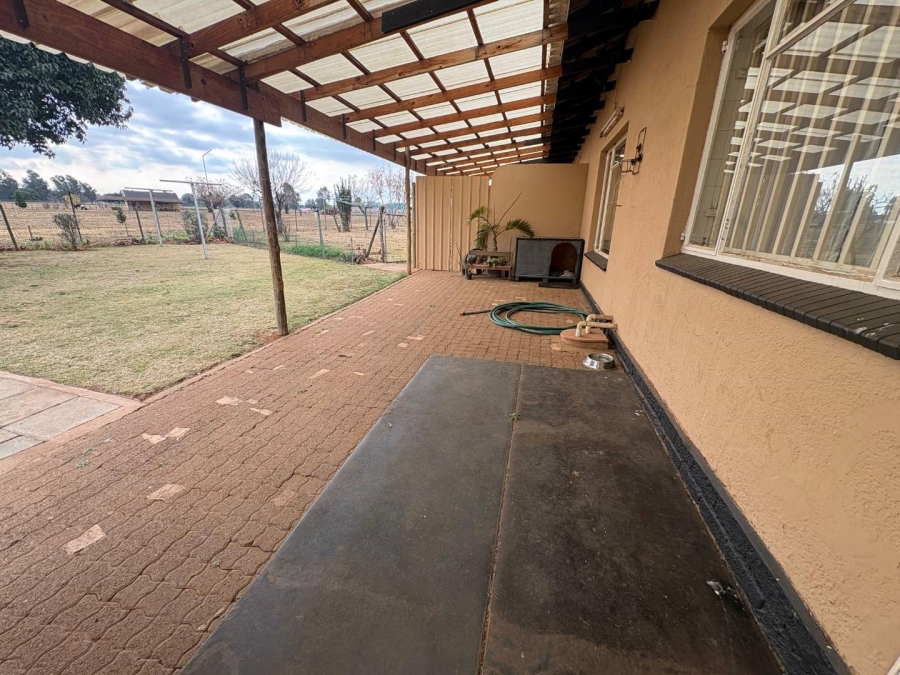 7 Bedroom Property for Sale in Valley Settlements A H Gauteng