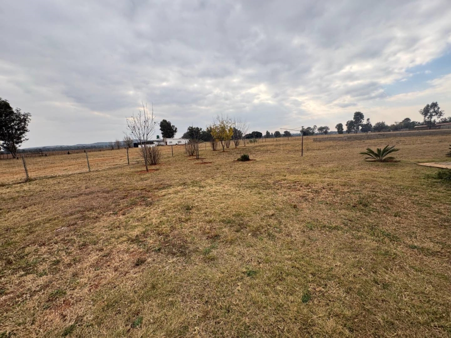 7 Bedroom Property for Sale in Valley Settlements A H Gauteng