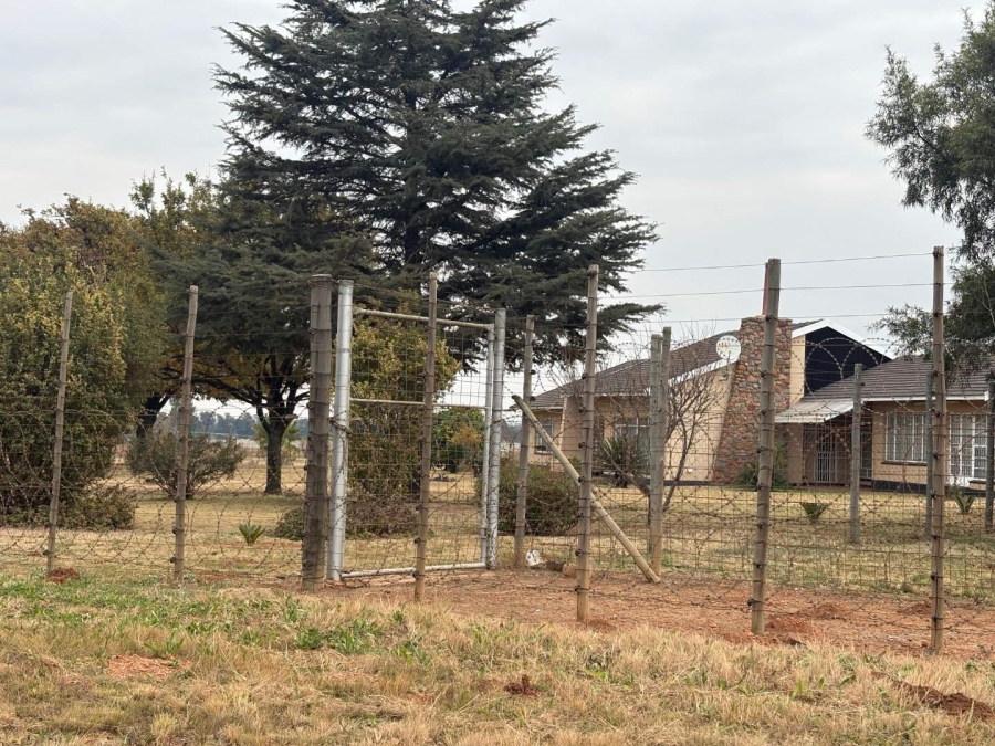 7 Bedroom Property for Sale in Valley Settlements A H Gauteng