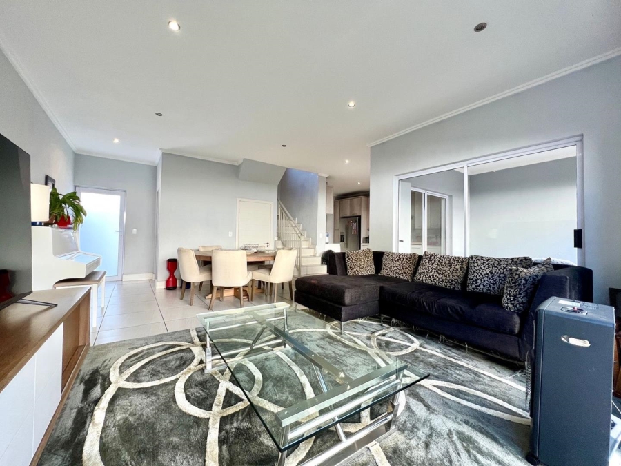 3 Bedroom Property for Sale in Bryanston Gauteng
