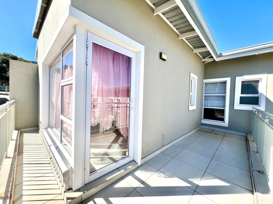 3 Bedroom Property for Sale in Bryanston Gauteng