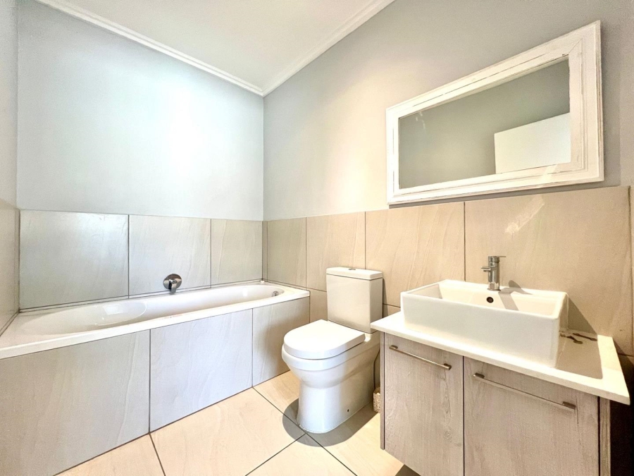 3 Bedroom Property for Sale in Bryanston Gauteng