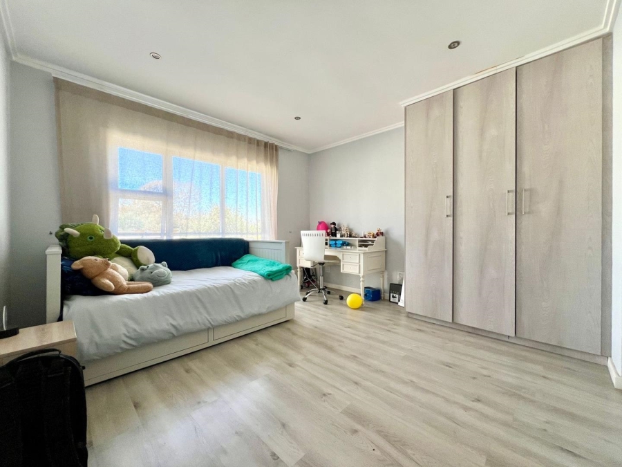 3 Bedroom Property for Sale in Bryanston Gauteng