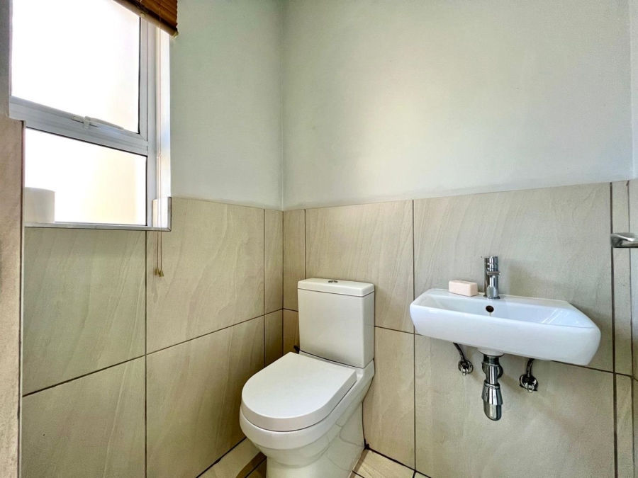 3 Bedroom Property for Sale in Bryanston Gauteng