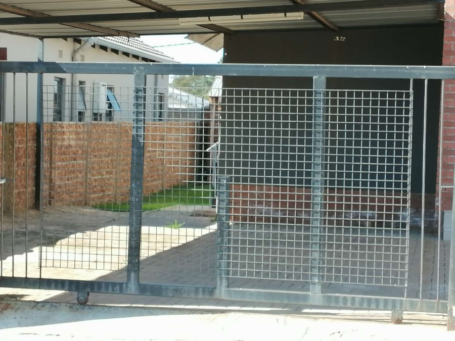 3 Bedroom Property for Sale in South Hills Gauteng