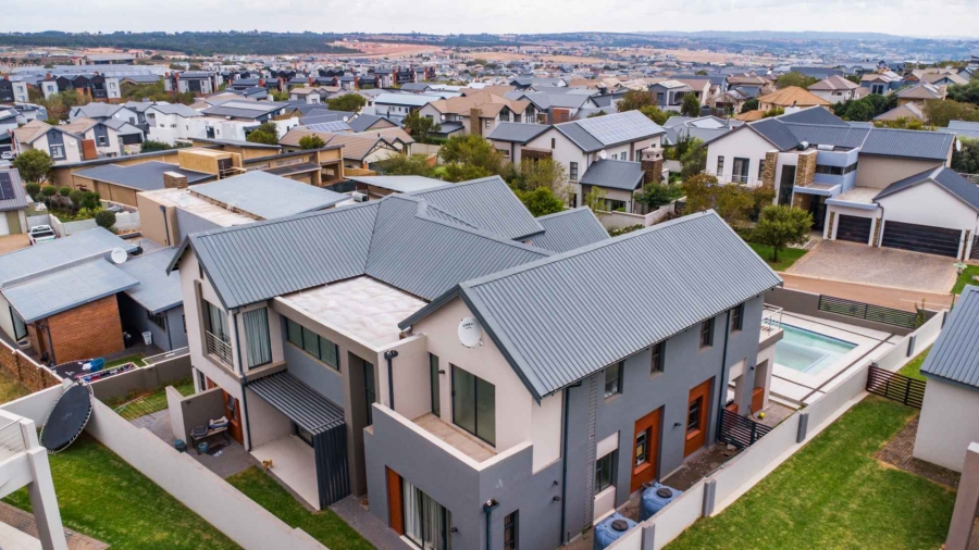 To Let 4 Bedroom Property for Rent in The Hills Game Reserve Estate Gauteng