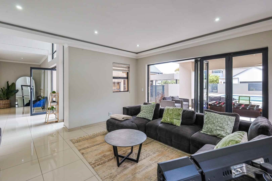 To Let 4 Bedroom Property for Rent in The Hills Game Reserve Estate Gauteng