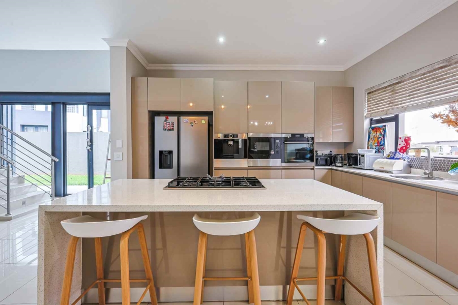 To Let 4 Bedroom Property for Rent in The Hills Game Reserve Estate Gauteng