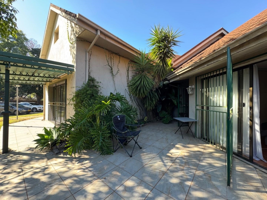 16 Bedroom Property for Sale in Brooklyn Gauteng