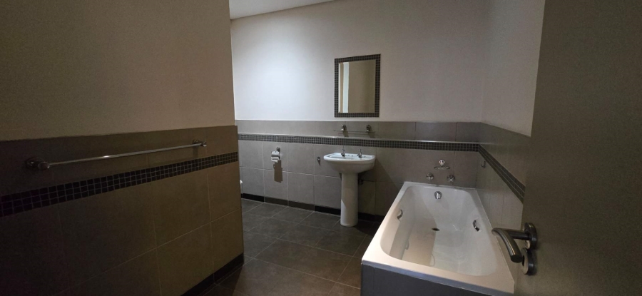 2 Bedroom Property for Sale in Marshalltown Gauteng