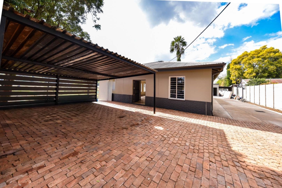 3 Bedroom Property for Sale in Villieria Gauteng