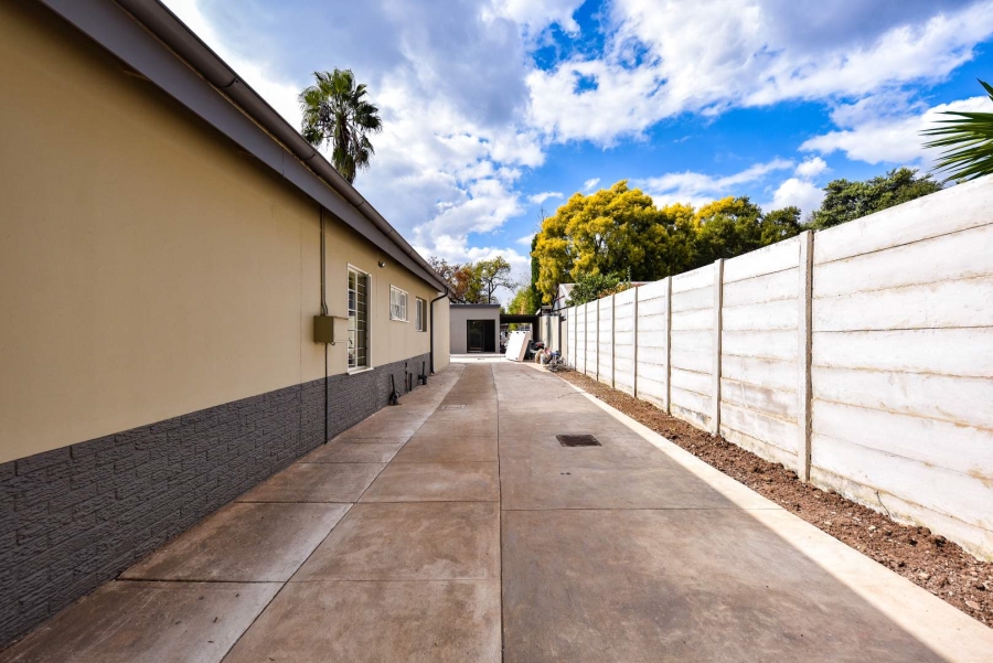 3 Bedroom Property for Sale in Villieria Gauteng