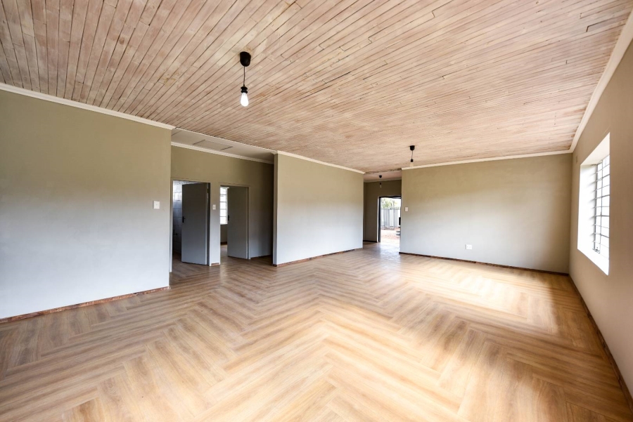 3 Bedroom Property for Sale in Villieria Gauteng