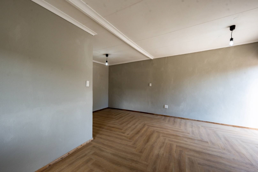 3 Bedroom Property for Sale in Villieria Gauteng