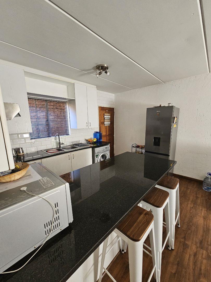 To Let 2 Bedroom Property for Rent in Terenure Gauteng