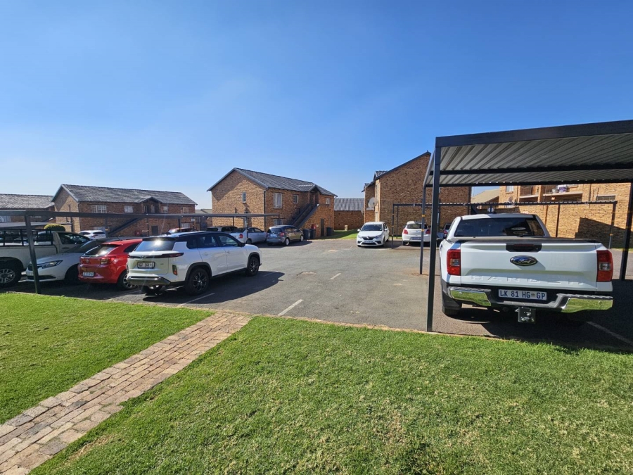 To Let 2 Bedroom Property for Rent in Terenure Gauteng