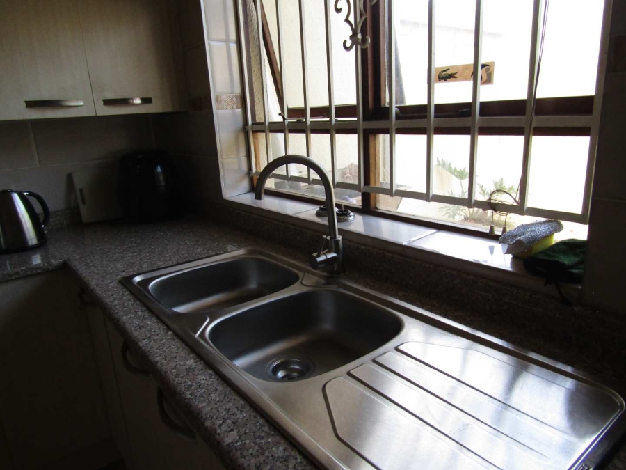 To Let 3 Bedroom Property for Rent in Benoni Central Gauteng