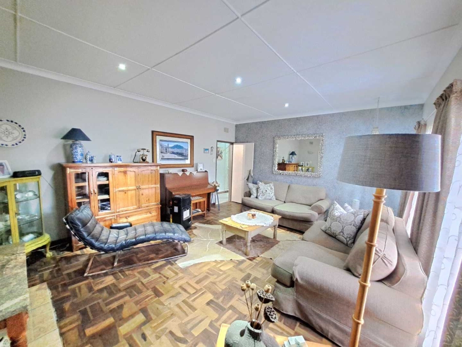4 Bedroom Property for Sale in Cinderella Gauteng