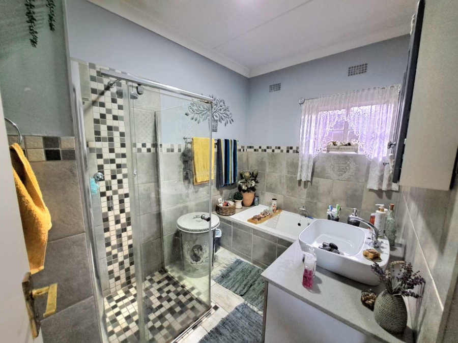 4 Bedroom Property for Sale in Cinderella Gauteng