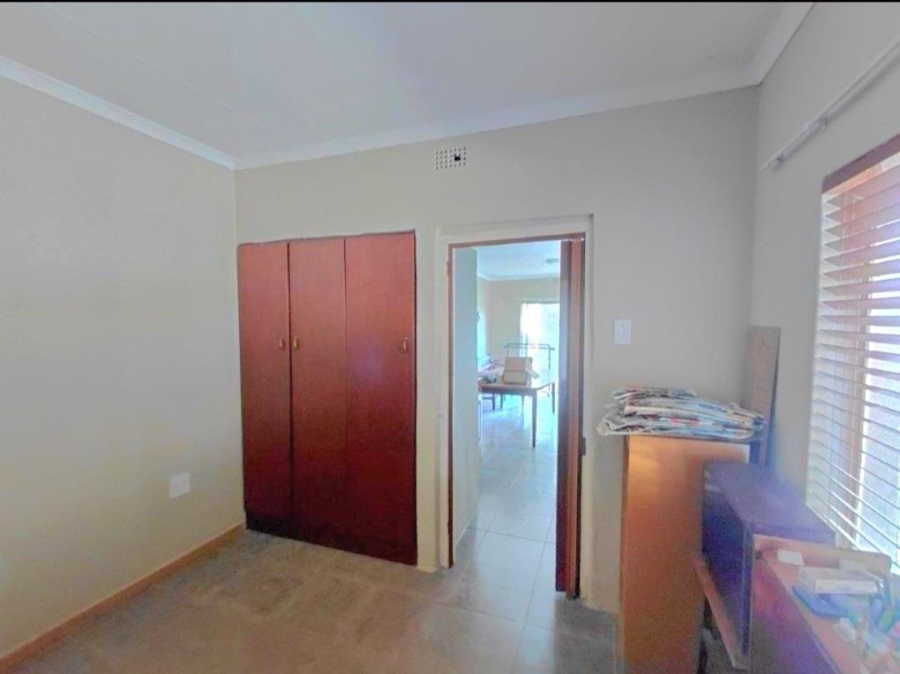 4 Bedroom Property for Sale in Cinderella Gauteng