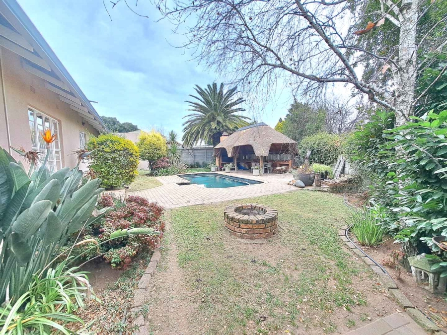 4 Bedroom Property for Sale in Cinderella Gauteng