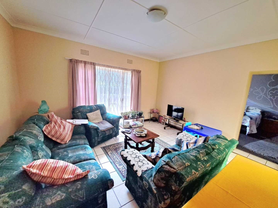 4 Bedroom Property for Sale in Cinderella Gauteng