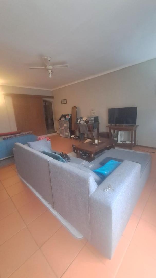 5 Bedroom Property for Sale in Wingate Park Gauteng