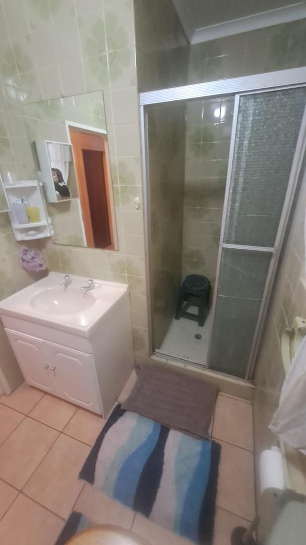 5 Bedroom Property for Sale in Wingate Park Gauteng