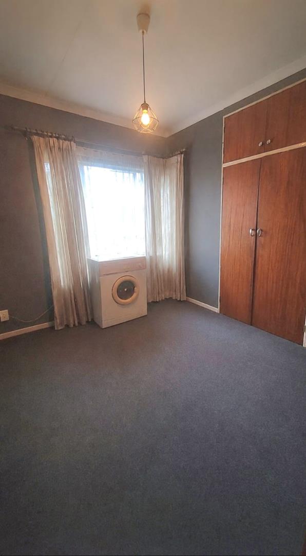 5 Bedroom Property for Sale in Wingate Park Gauteng