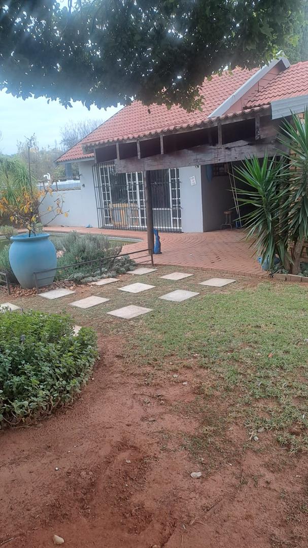 5 Bedroom Property for Sale in Wingate Park Gauteng