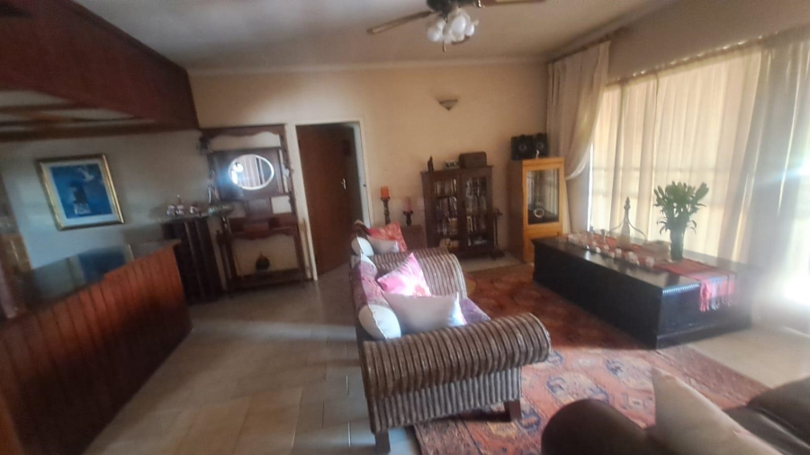 5 Bedroom Property for Sale in Wingate Park Gauteng