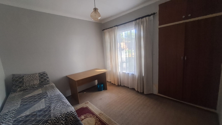 5 Bedroom Property for Sale in Wingate Park Gauteng