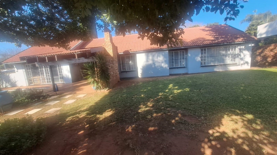 5 Bedroom Property for Sale in Wingate Park Gauteng