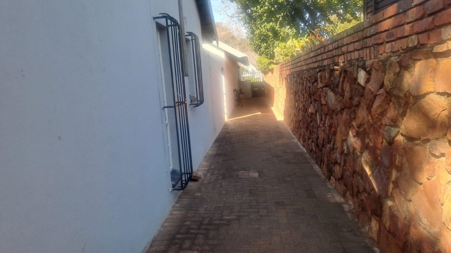 5 Bedroom Property for Sale in Wingate Park Gauteng