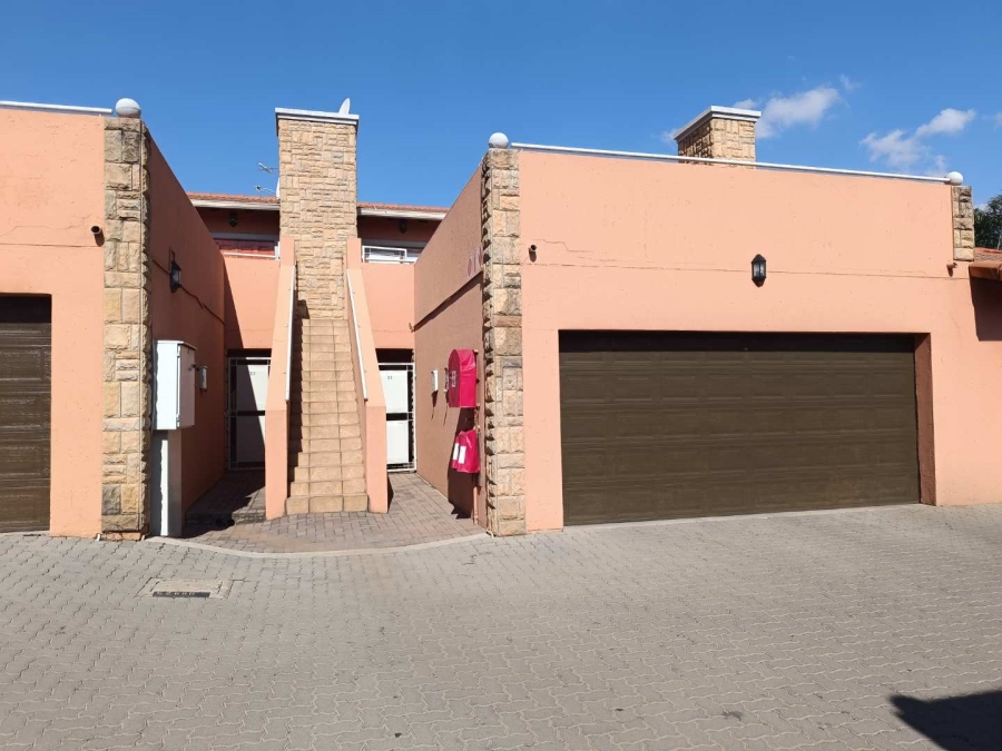 3 Bedroom Property for Sale in Glen Marais Gauteng