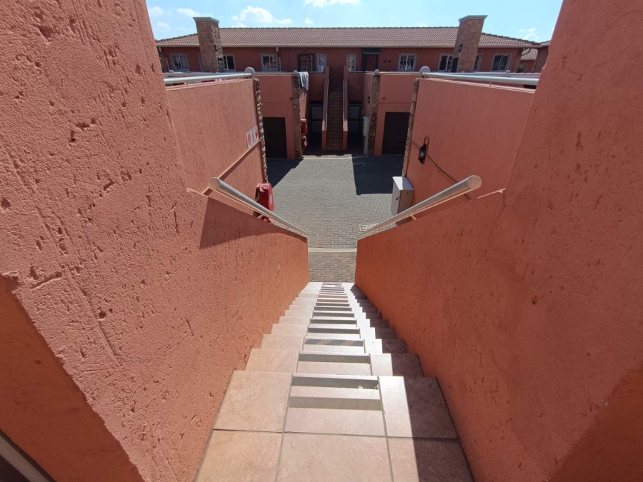 3 Bedroom Property for Sale in Glen Marais Gauteng