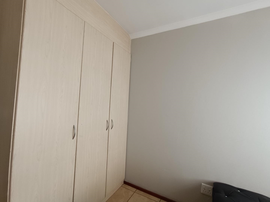 3 Bedroom Property for Sale in Glen Marais Gauteng