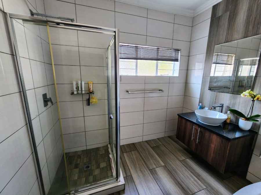 6 Bedroom Property for Sale in Villieria Gauteng