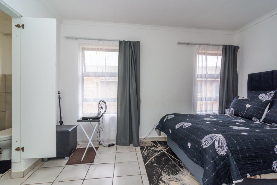 3 Bedroom Property for Sale in Princess A H Gauteng