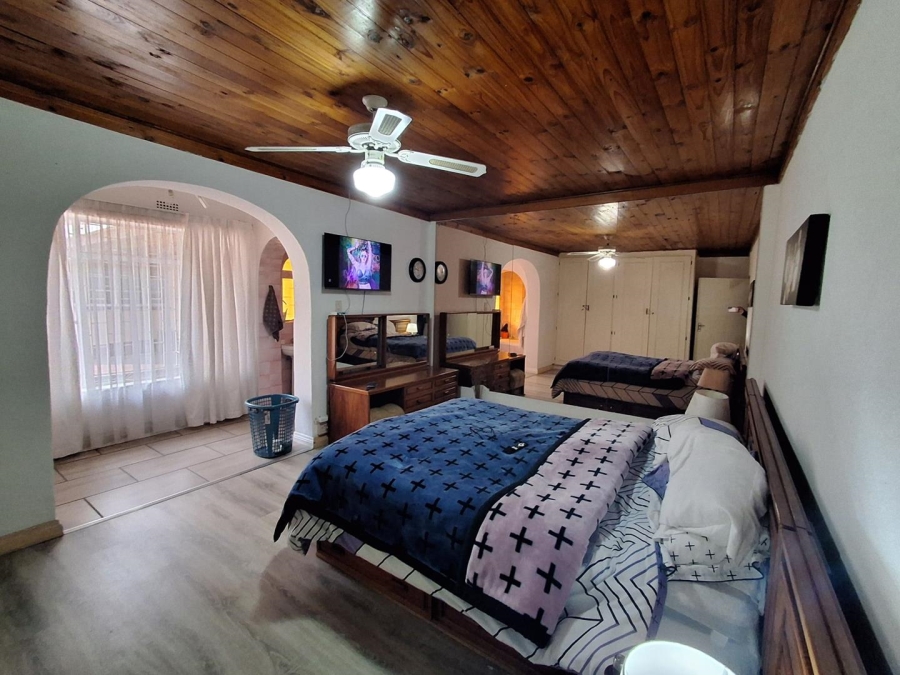 6 Bedroom Property for Sale in Meyerton Rural Gauteng