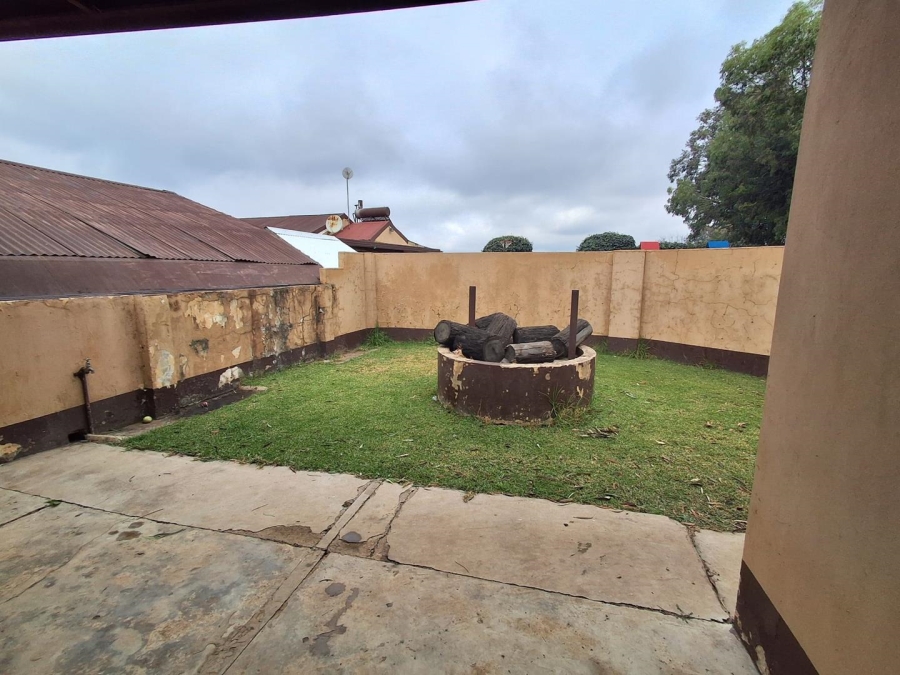6 Bedroom Property for Sale in Meyerton Rural Gauteng