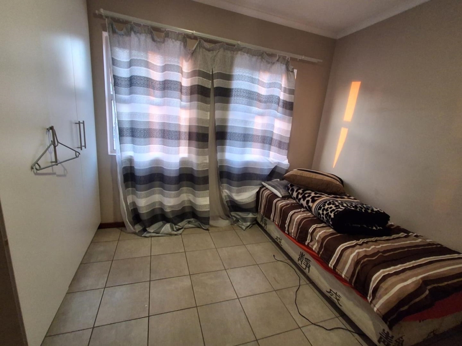 2 Bedroom Property for Sale in Kosmosdal Gauteng