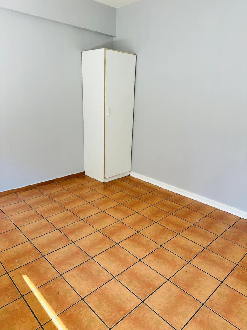 To Let 2 Bedroom Property for Rent in Joubert Park Gauteng