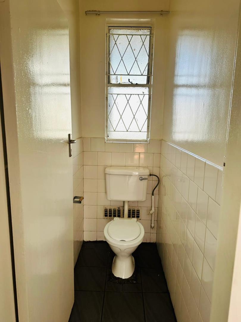 To Let 2 Bedroom Property for Rent in Joubert Park Gauteng