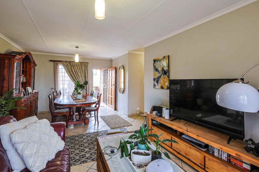 2 Bedroom Property for Sale in The Wilds Gauteng