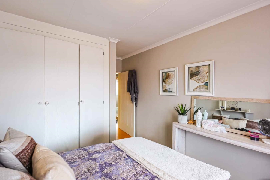 2 Bedroom Property for Sale in The Wilds Gauteng
